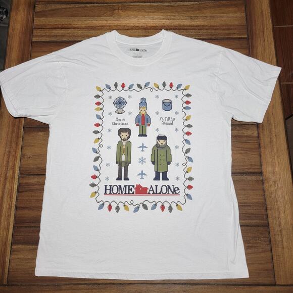 Home Alone White Unisex Faux Cross Stitch Christmas Tee - Size Large - Picture 1 of 4